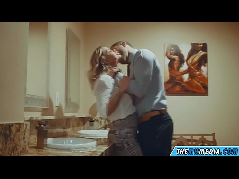 ❤️ Keď vás prsnatá blondínka zvádza na verejných toaletách ️❌ Sex video na porno sk.fullpornercom.ru ❌❤